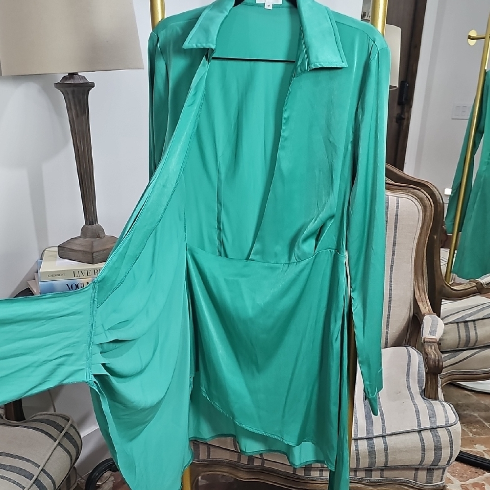 Superdown Wrap Mini Dress – Size M - Picture 3 of 7